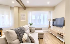 Apartamento familiar a estrenar en Barakaldo Parking gratis y Wifi gratis